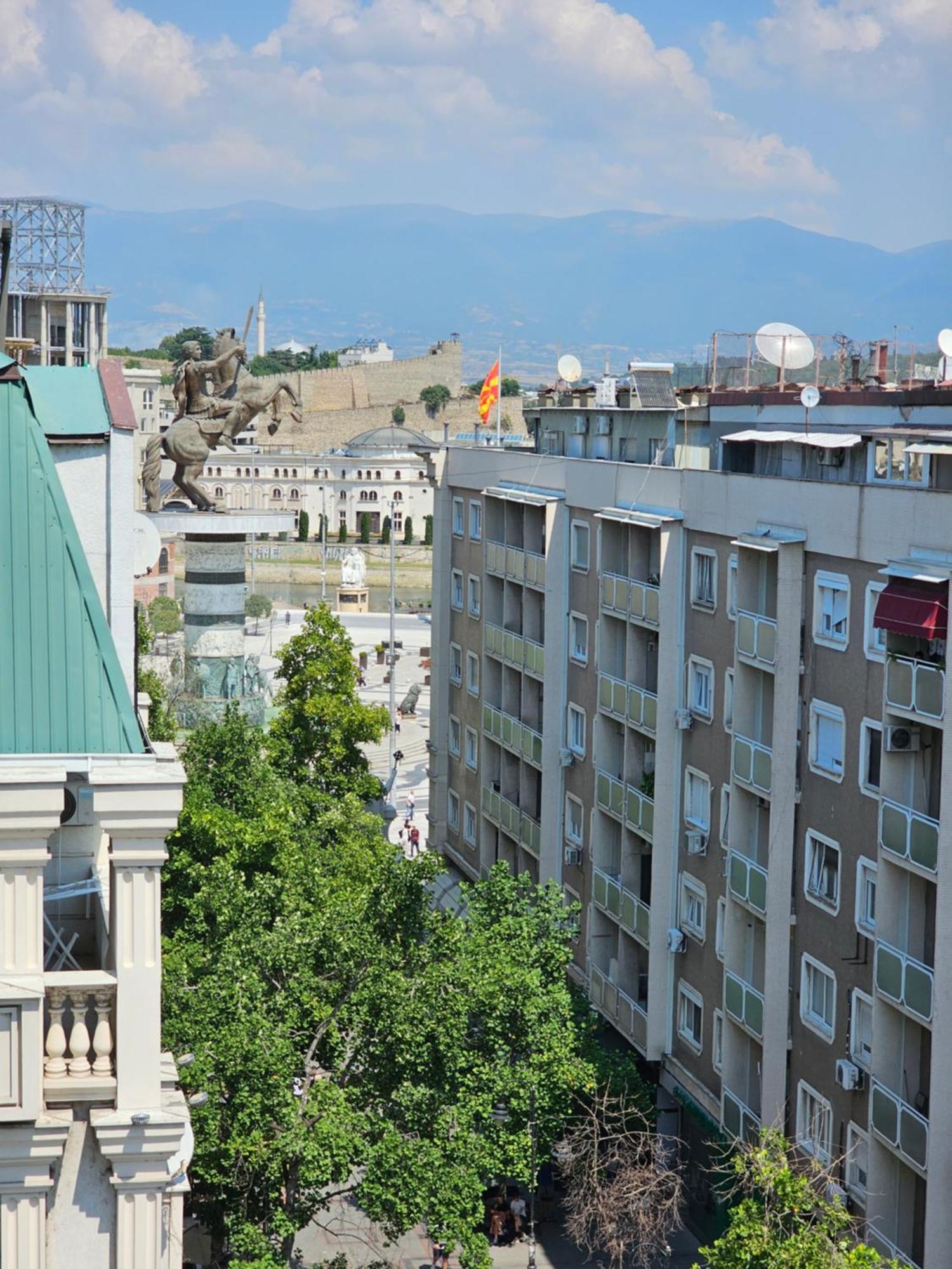 Fantazy Apartment Main Square Skopje Eksteriør bilde