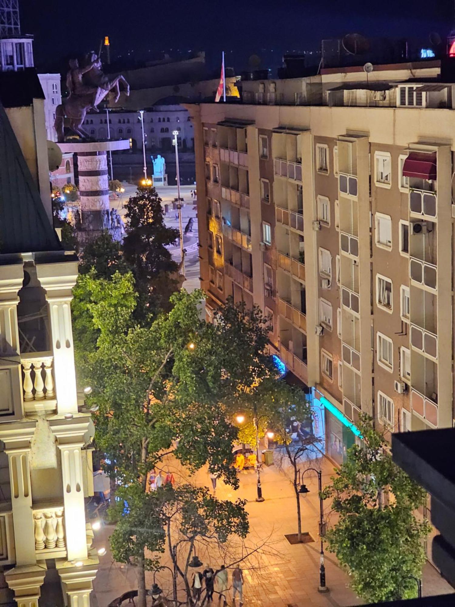 Fantazy Apartment Main Square Skopje Eksteriør bilde